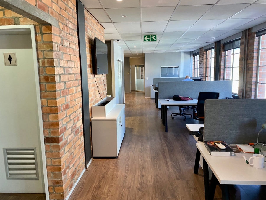 To Let Commercial Property for Rent in De Waterkant Western Cape